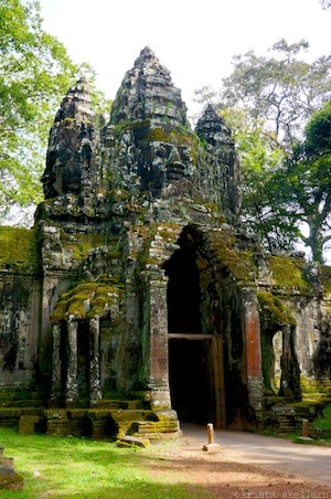 angkor-thom-siem-reap-cambodia-0010